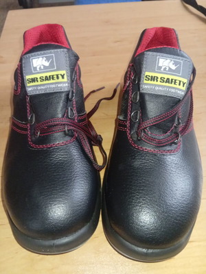 Work shoes new, size 40, black