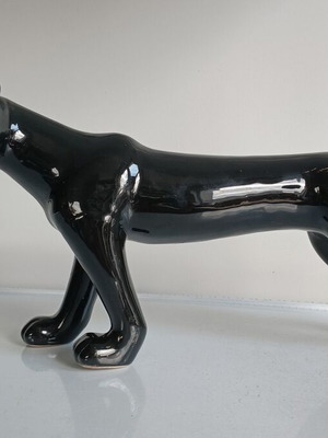 Porcelain panther statue like new, 30 cm