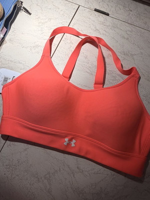 Under Armour αθλητικό μπουστάκι Mid Coral Neon μέγεθος S σαν καινούργιο
