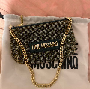 τσάντα moschino
