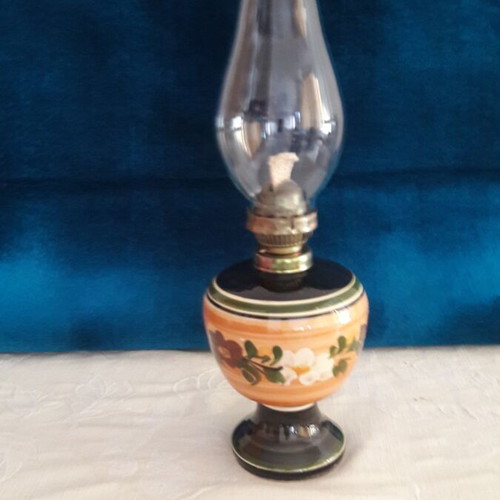 Vintage ceramic oil lamp like new