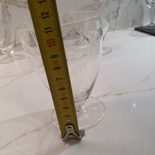 Set of 6 vintage stemmed crystal glasses like new