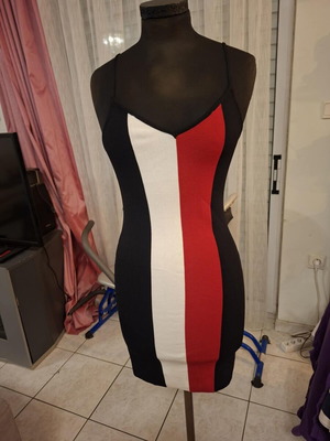 Elastic dress size M colorful like new