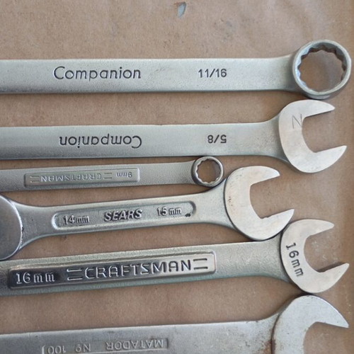 Wrenches like new for all uses