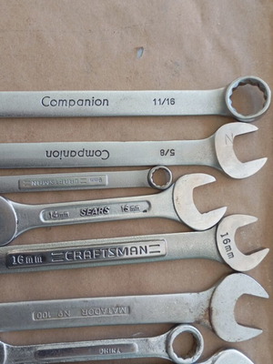 Wrenches like new for all uses