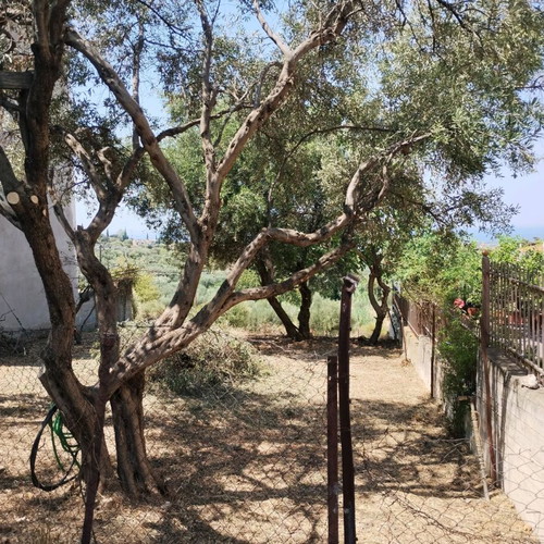 Land 187m² in Kefalovryso Patras with view of Patra Gulf