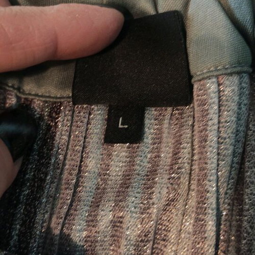 Nu lamé sleeveless top L like new, grey silver