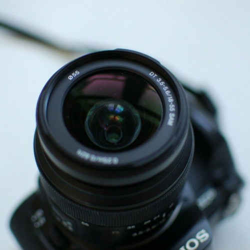 Sony Alpha A230 DSLR camera kit 18-55mm like new