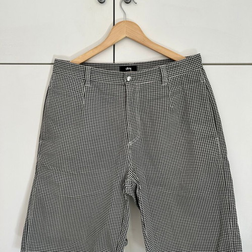 Stussy Houndstooth Chino shorts like new, size 32, baggy fit