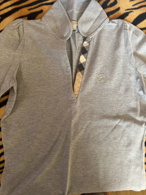 Burberry T-shirt like new, grey, size S