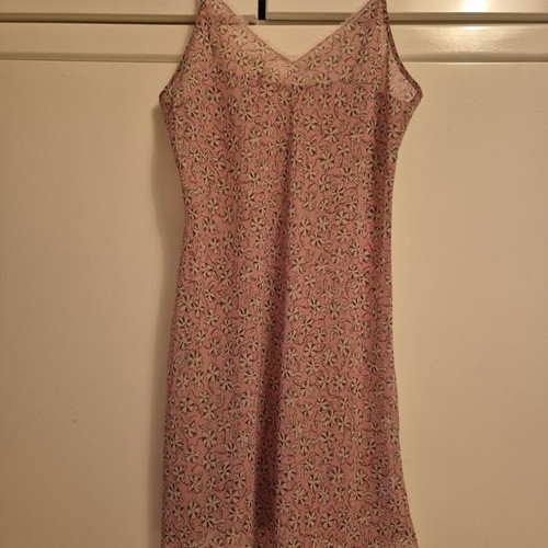 Floral nightdress Marks & Spencer like new, dusty pink cream flowers