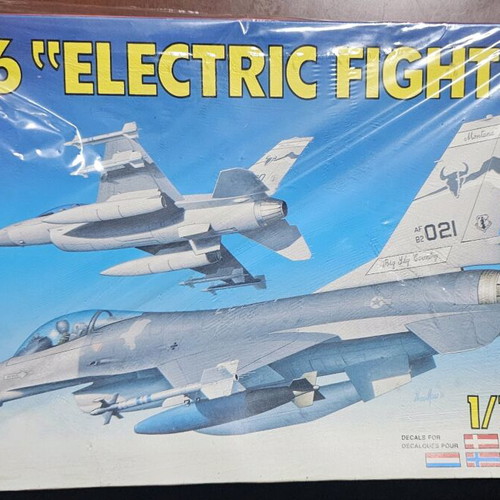 F-16 "Electric Fighter" fighter jet model new, scale 1/72