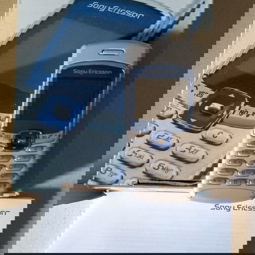 SONY ERICSSON T230