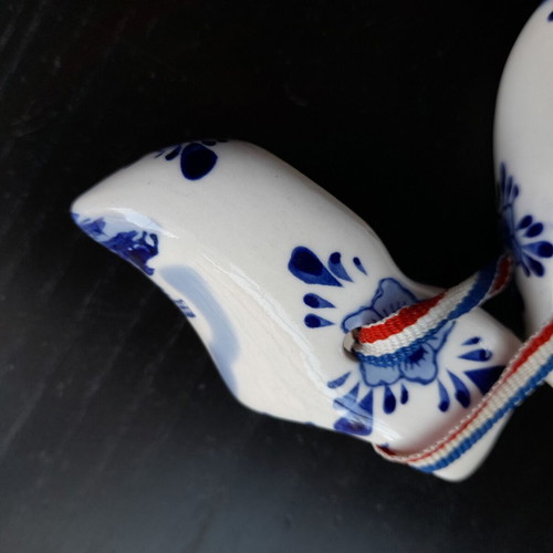 Delft blue clogs from Netherlands like new, 7 cm