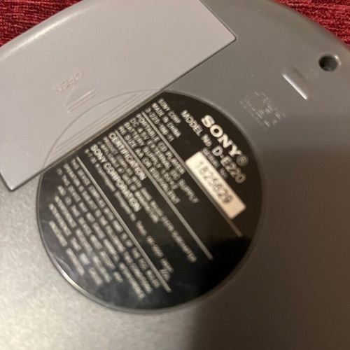 Sony Walkman CD player D-E220
