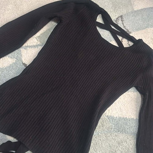 Women's blouse with open back like new, black, size M