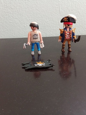 Playmobil figures set