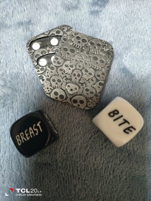 Hand fidget toy with reversible motion new, 2 metal pieces