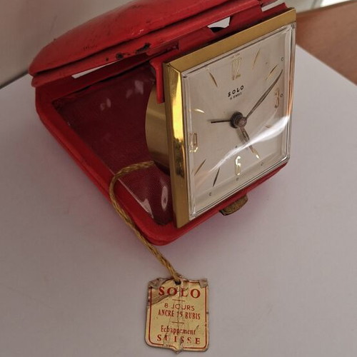 Solo 15 Jewels France travel alarm clock like new, mechanical