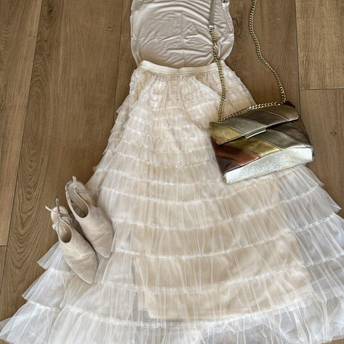 Room-Colored Skirt with Stripes used, one size