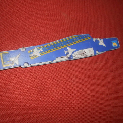 Matchbox Sea Kings K-304 Aircraft Carrier Lesney 1976
