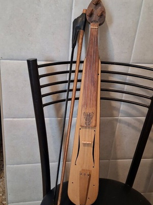 Pontian lyra handmade old traditional used