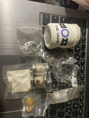 PICO v1 MTL atomizer 2ml like new with many extras