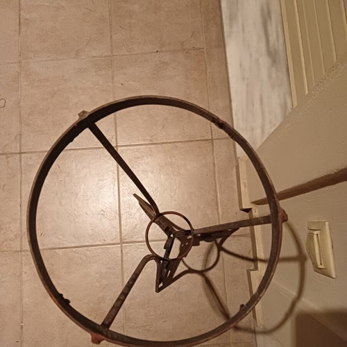Flower stand metal used