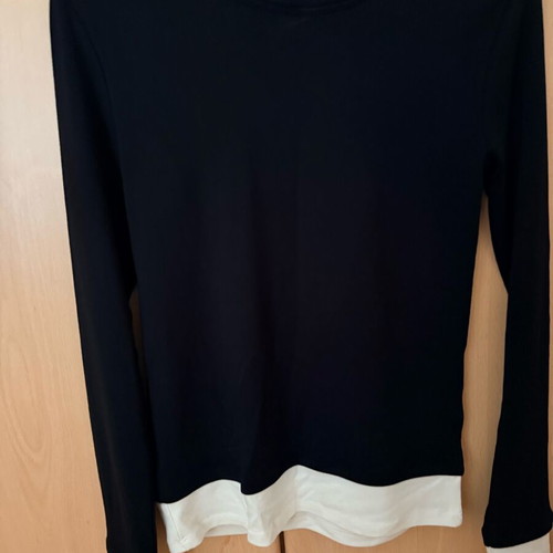 Zara black and white blouse new, size M