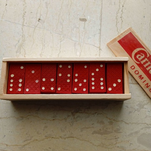 Carnation Domino used collectible game