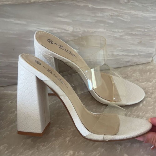 Luigi white platform sandals new