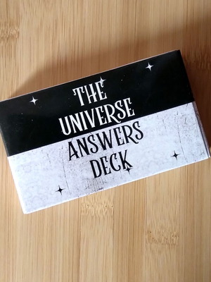 The Universe Answers Oracle Deck, 44 cards