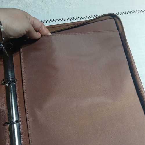 Leather A4 Folder Lavor like new with tablet and document pockets