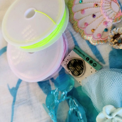 Sewing materials set used for crafting