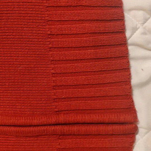 Tantum ON men's zipper sweater size M like new, red and black