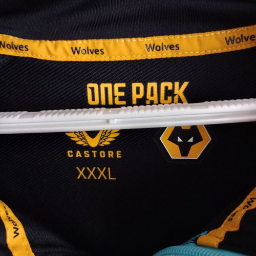 Wolves long-sleeve shirt XXXL authentic Castore like new