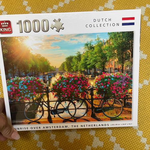 Puzzle 1000 pieces like new