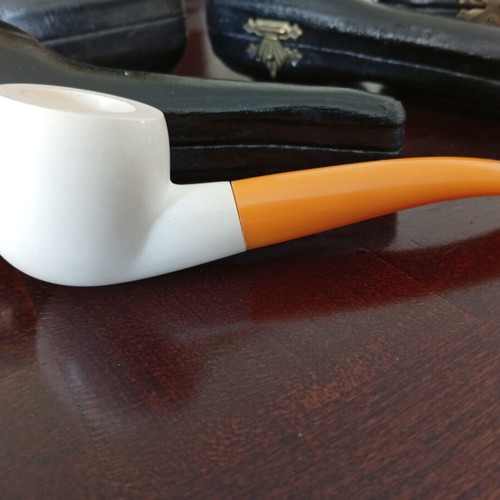 Meerschaum pipe new, made of sepiolite