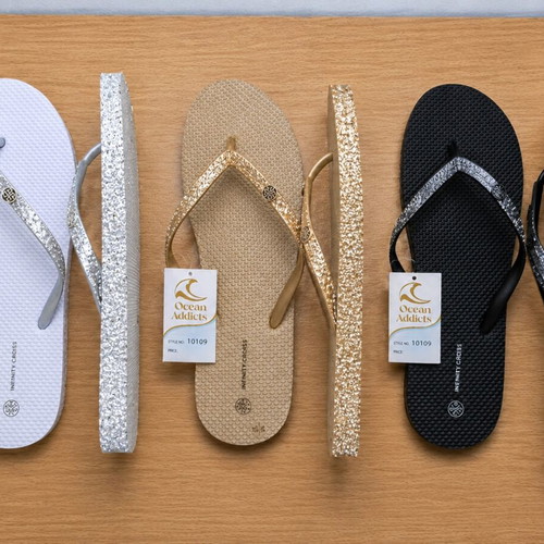Infinity Cross flip flops 41/42, glitter collection