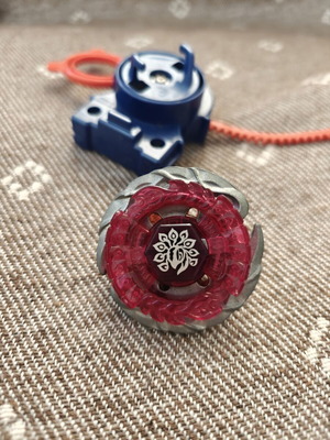 Beyblade Hasbro Metal Fusion like new with launcher and key