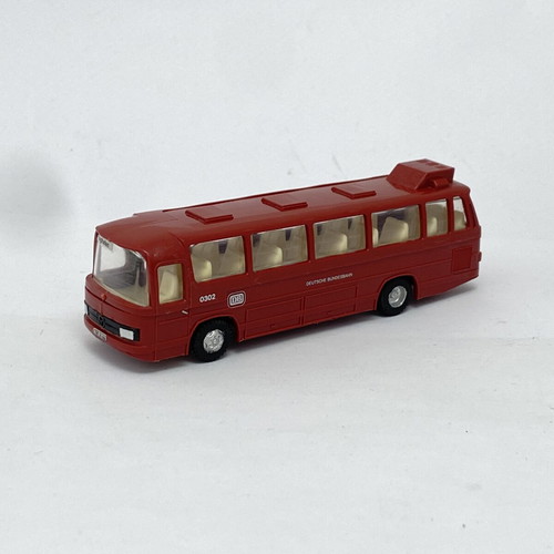 Mercedes-Benz O 302 toy bus used, scale 1/87, made in Greece