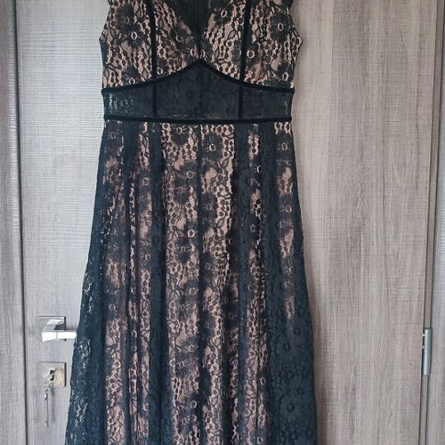 Evening dress new with lace and velvet details