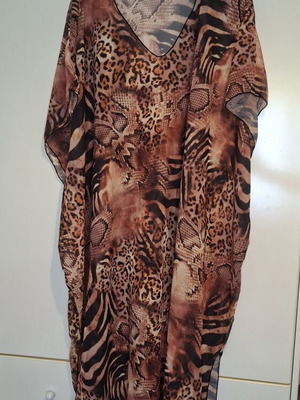 Shein dress plus size animal print new with side slits