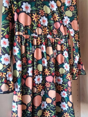 Abo spring dress like new for 6-year-old girl green orange