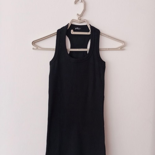 Black Ribbed Top with Y2K Groovy Crew Necklace gift, like new
