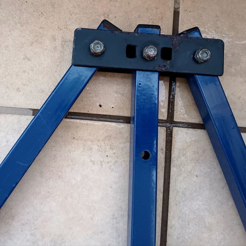 Leg stretcher mechanism, Olympus