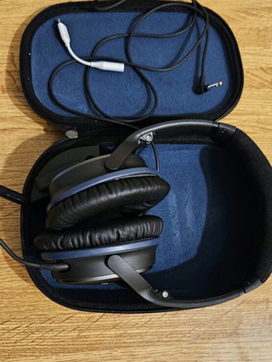 Ακουστικά Bose QuietComfort 35 σαν καινούργια με θήκη και καλώδια