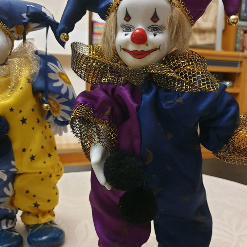 Porcelain clown dolls new, pack of 3, with music and movement