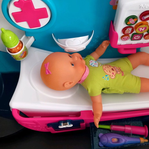 Nenuco Arrostouli Waa Waa doll in excellent condition