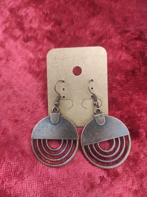 Geometric dangle earrings bronze color new